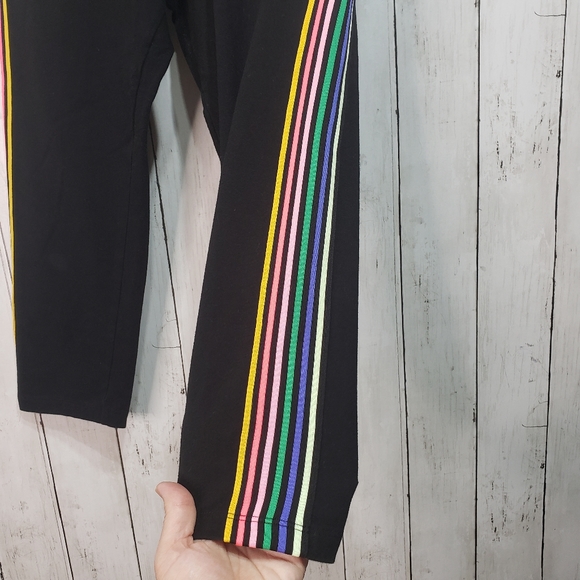 Victoria's Secret Pink Black Rainbow Stripe Croppe - Picture 4 of 10